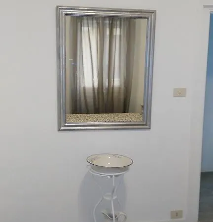 アパート Casa Marina アルマ・ディ・タッジャ